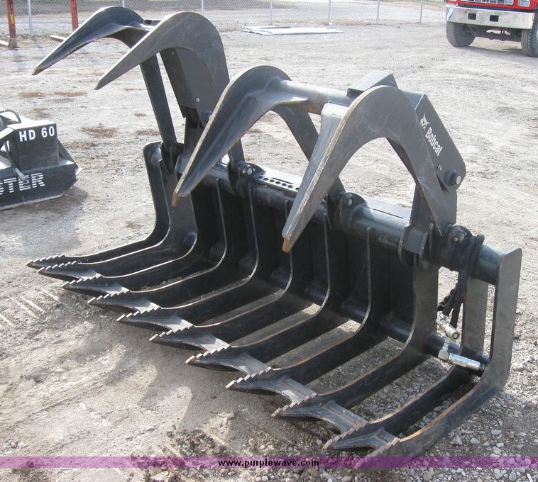 image for item 3178 2008 Bobcat model 82 root grapple