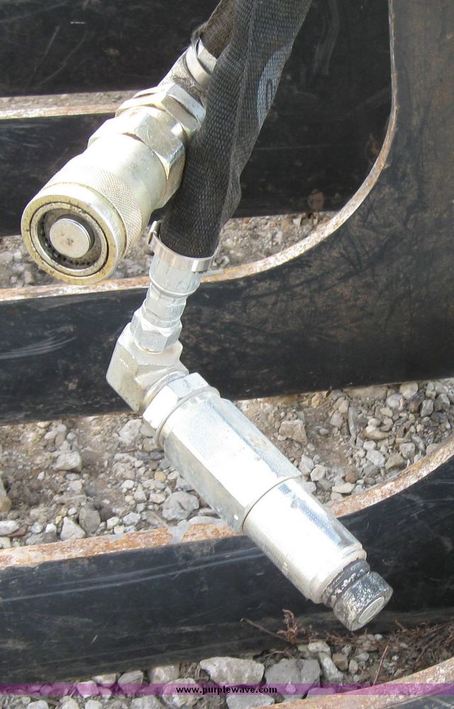 image for item 3178 2008 Bobcat model 82 root grapple