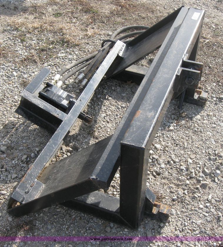 image for item 3255 Skid steer PTO converter attachment