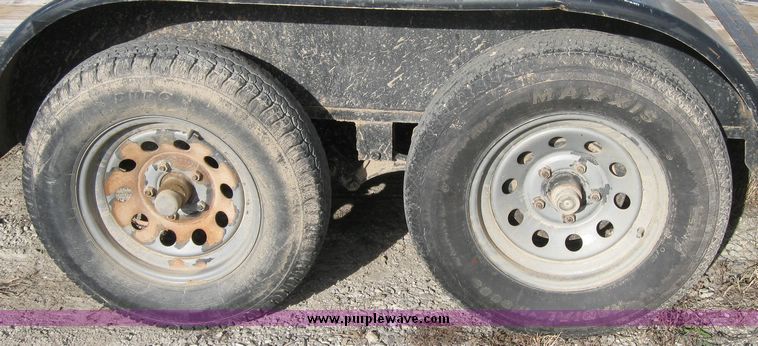 image for item 3256 1999 16' tandem axle trailer