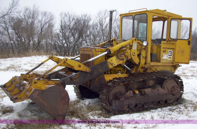 image for item 5053 1973 Traxcavator 941 loader