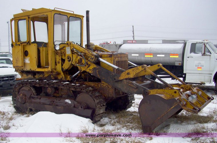 image for item 5053 1973 Traxcavator 941 loader
