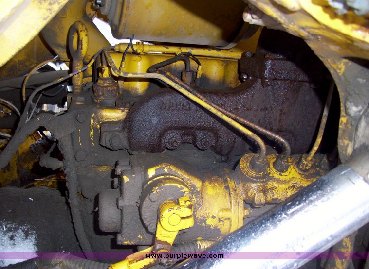 image for item 5053 1973 Traxcavator 941 loader