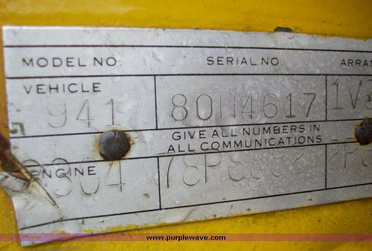 image for item 5053 1973 Traxcavator 941 loader