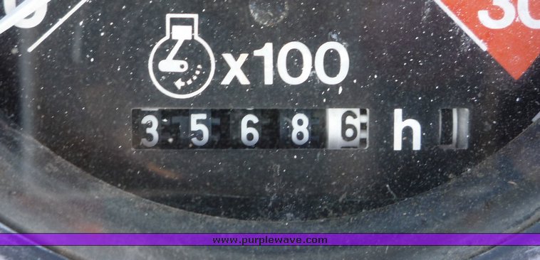 image for item 5084 1988 John Deere 510C backhoe loader