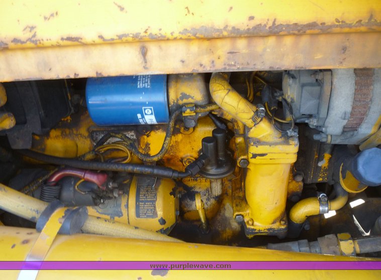 image for item 5084 1988 John Deere 510C backhoe loader