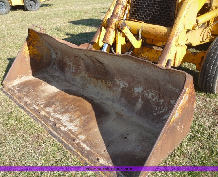 image for item 5084 1988 John Deere 510C backhoe loader