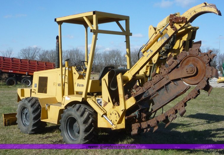 image for item 5086 Vermeer V8050 trencher