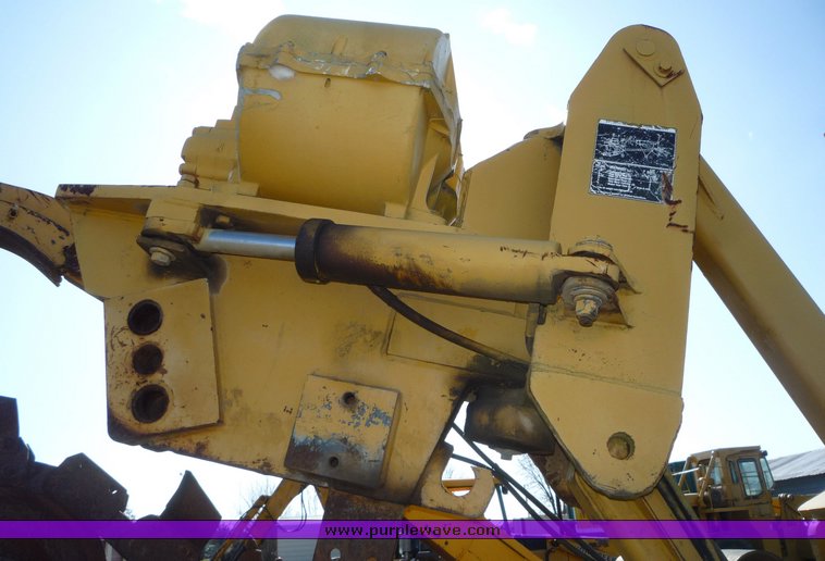 image for item 5086 Vermeer V8050 trencher