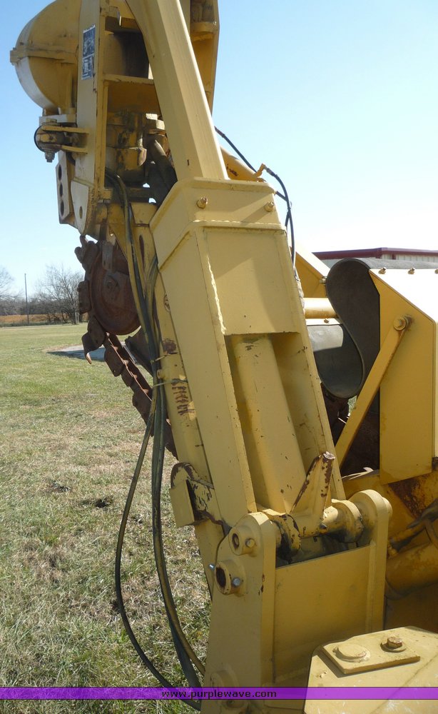 image for item 5086 Vermeer V8050 trencher