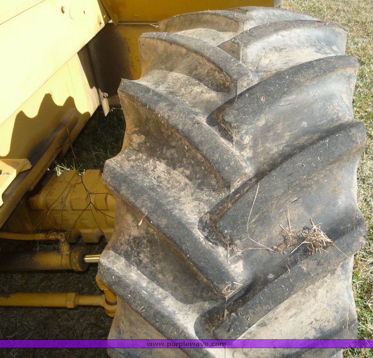 image for item 5086 Vermeer V8050 trencher