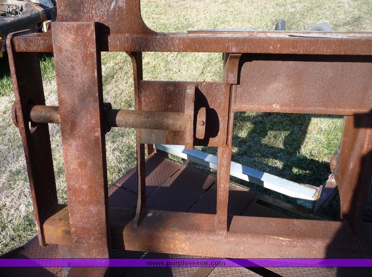 image for item 5089 Balderson log forks