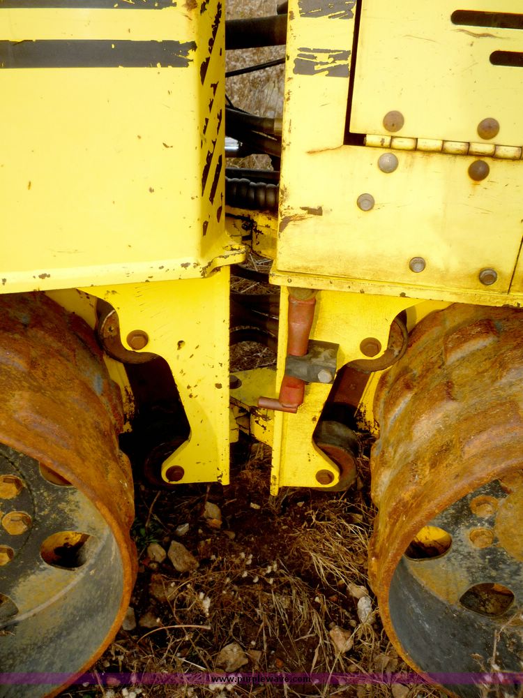 image for item 5135 Wacker 32" trench compactor