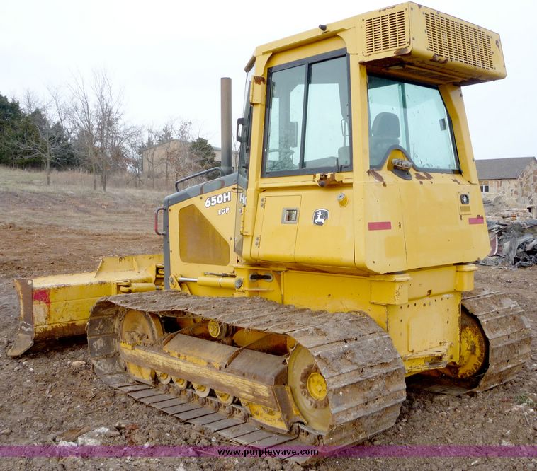 image for item 5140 2002 John Deere 650H  LGP dozer