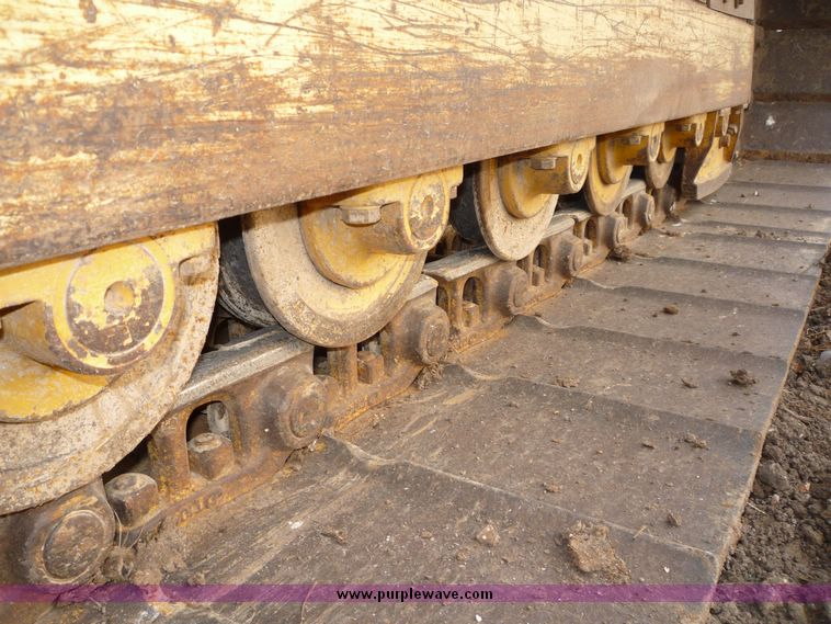 image for item 5140 2002 John Deere 650H  LGP dozer