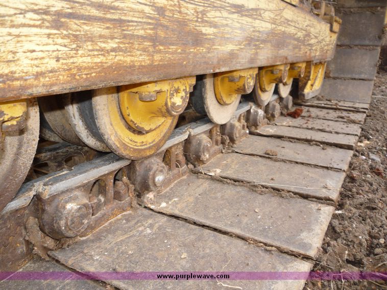 image for item 5140 2002 John Deere 650H  LGP dozer