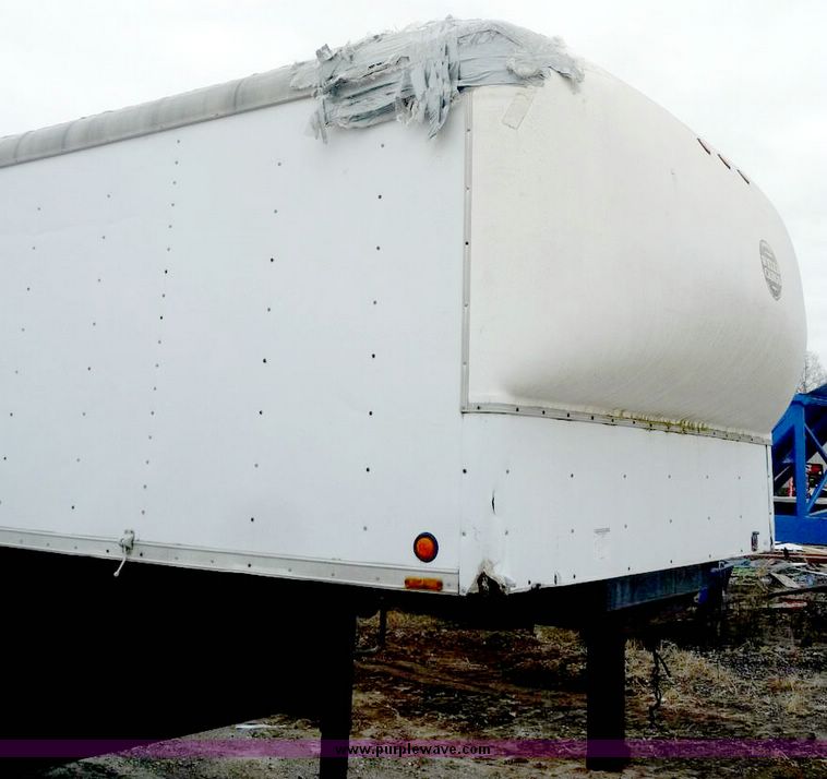 image for item 5143 1992 Wells Cargo 36' aluminum trailer