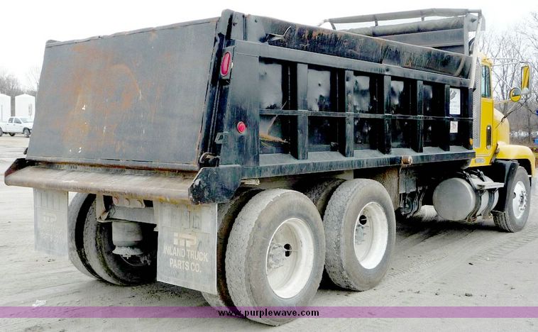 image for item 5144 1996 Freightliner Conventional FLD120 dump truck