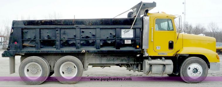 image for item 5144 1996 Freightliner Conventional FLD120 dump truck