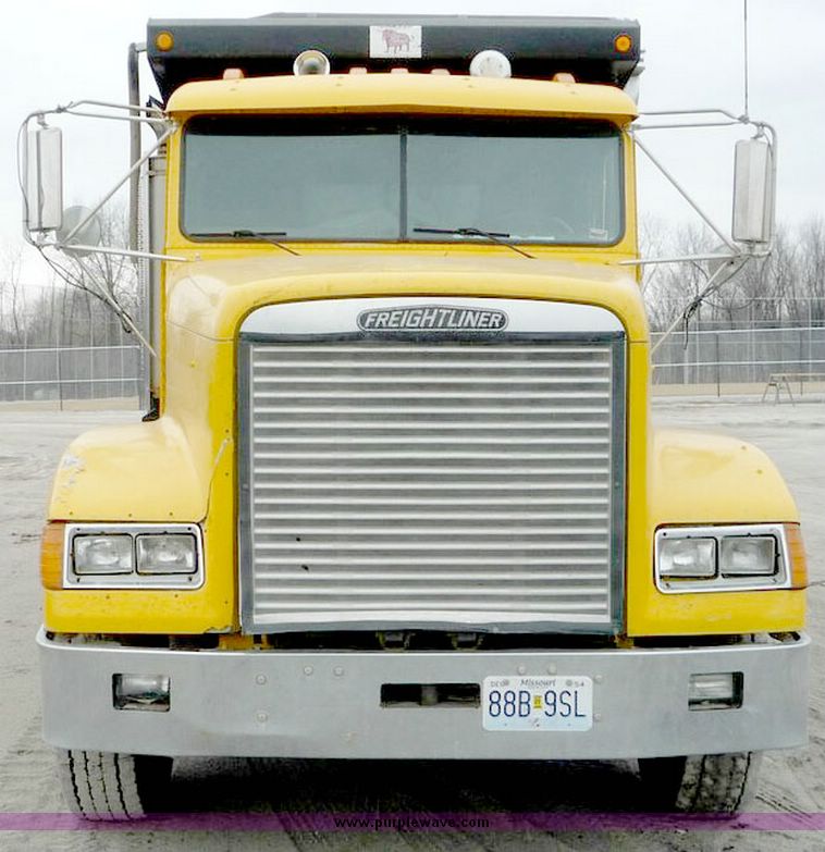 image for item 5144 1996 Freightliner Conventional FLD120 dump truck