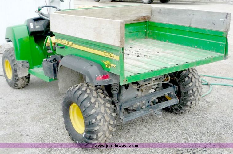 image for item 5146 2004 John Deere HPX gator