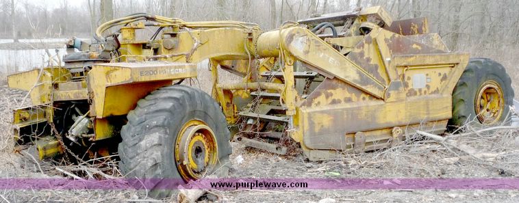 image for item 5148 International E200 pay scraper