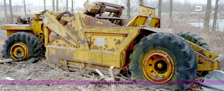 image for item 5148 International E200 pay scraper