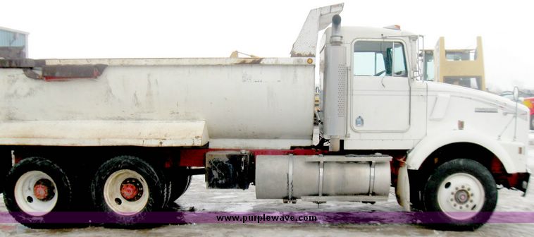 image for item 5150 1988 Kenworth tandem axle dump truck