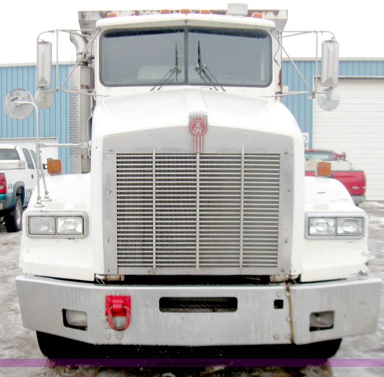 image for item 5150 1988 Kenworth tandem axle dump truck