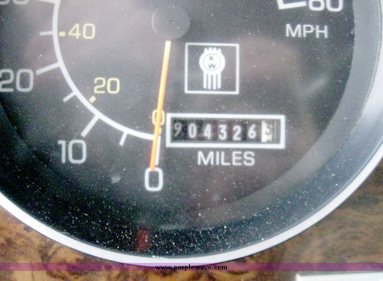 image for item 5150 1988 Kenworth tandem axle dump truck