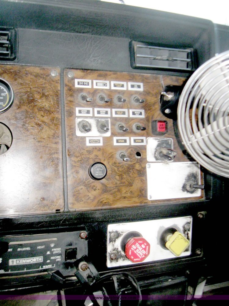 image for item 5150 1988 Kenworth tandem axle dump truck