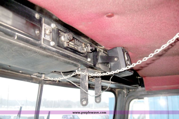 image for item 5150 1988 Kenworth tandem axle dump truck