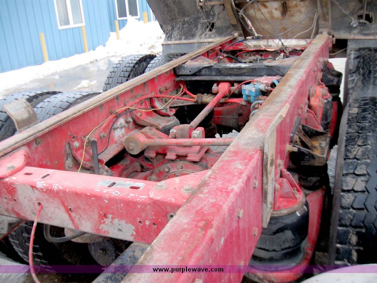 image for item 5150 1988 Kenworth tandem axle dump truck