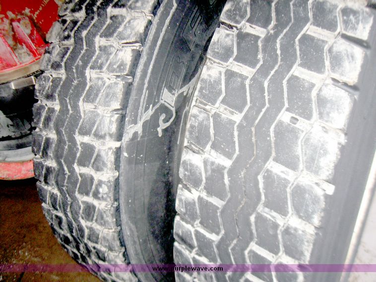 image for item 5150 1988 Kenworth tandem axle dump truck