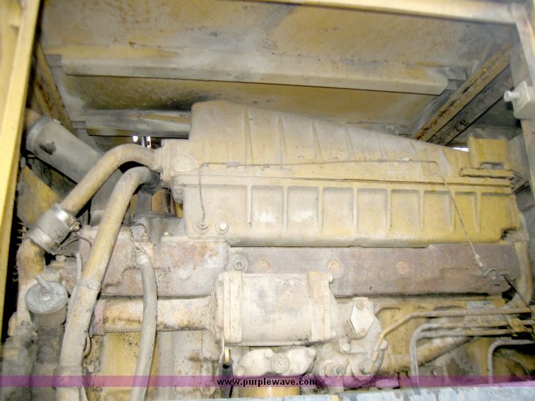 image for item 5152 1989 Caterpillar 235C excavator