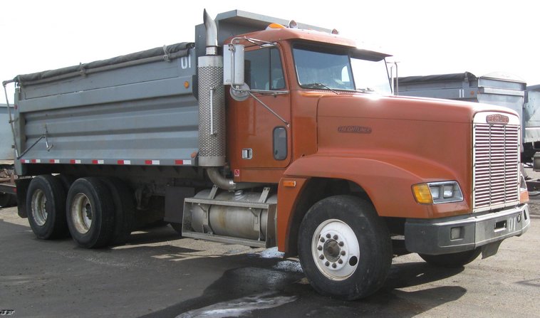 image for item 6626 1990 Freightliner dump truck