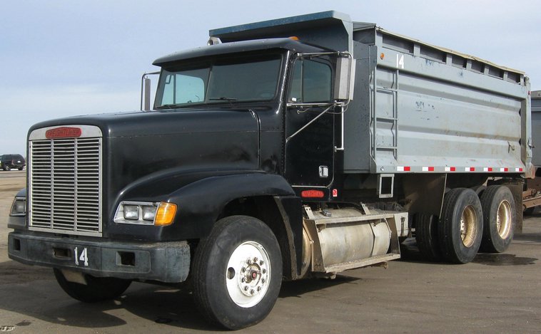 image for item 6627 1994 Freightliner dump truck