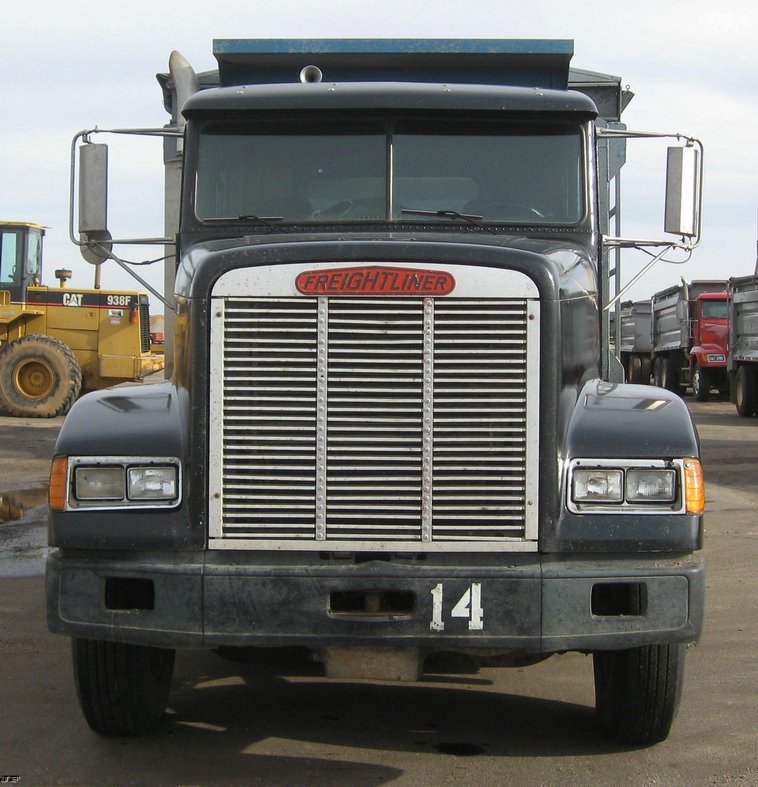 image for item 6627 1994 Freightliner dump truck