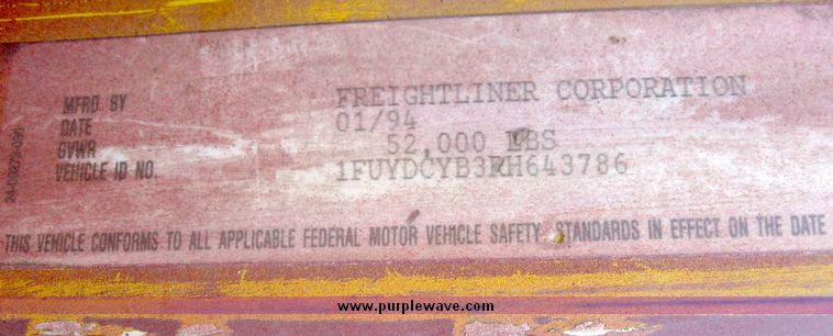 image for item 6628 1994 Freightliner dump truck