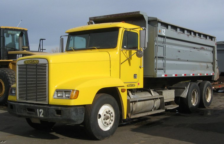 image for item 6629 1994 Freightliner dump truck