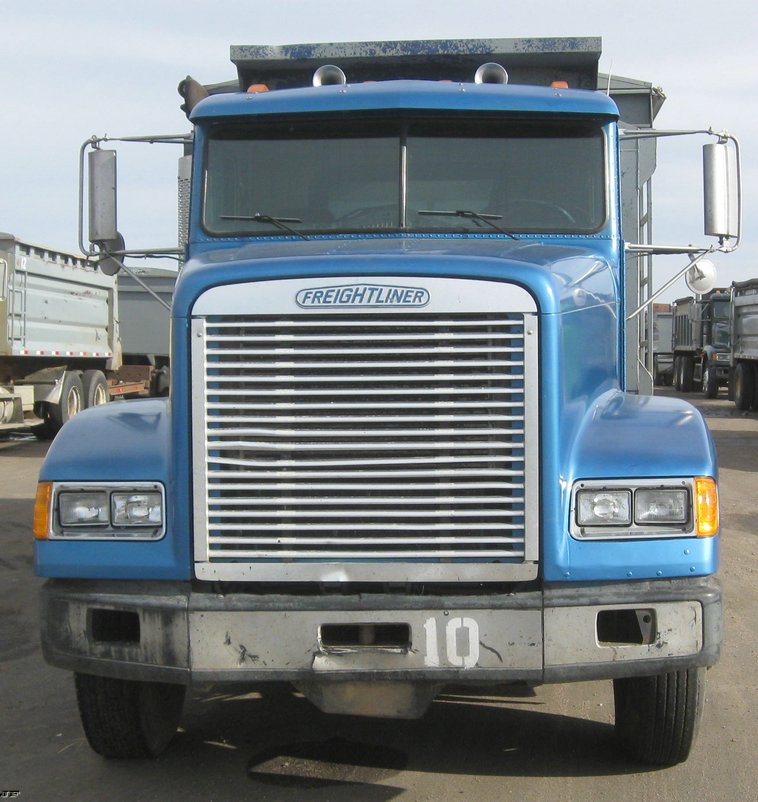 image for item 6630 1994 Freightliner dump truck