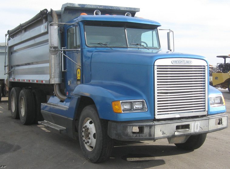 image for item 6630 1994 Freightliner dump truck