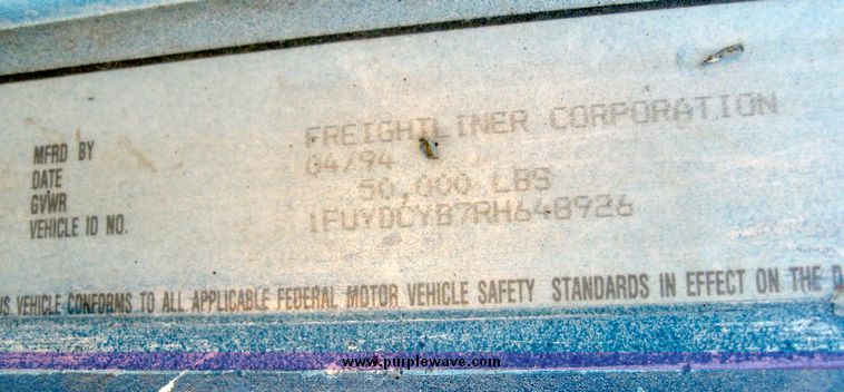 image for item 6630 1994 Freightliner dump truck
