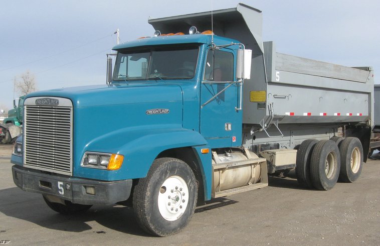 image for item 6631 1990 Freightliner dump truck