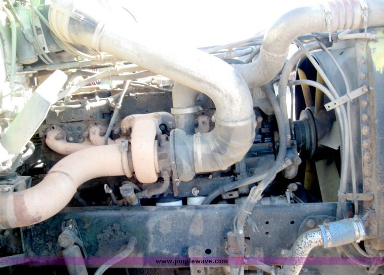 image for item 6632 1994 Freightliner dump truck