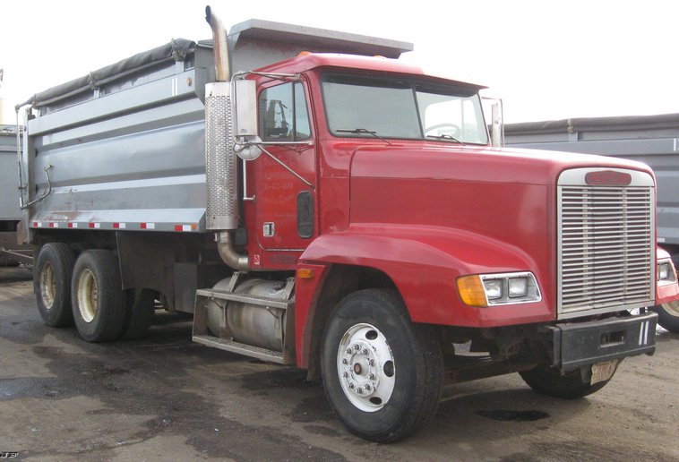 image for item 6800 1994 Freightliner Conventional FLD120 dump truck