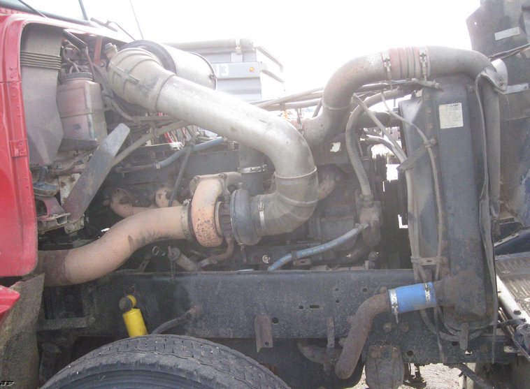 image for item 6800 1994 Freightliner Conventional FLD120 dump truck