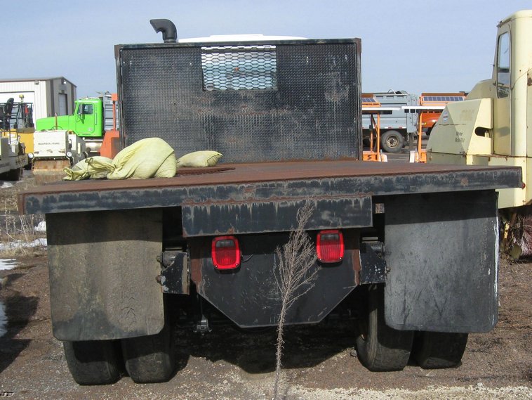 image for item 6803 1988 Kenworth flat bed truck