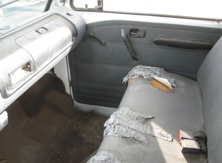 image for item 6803 1988 Kenworth flat bed truck