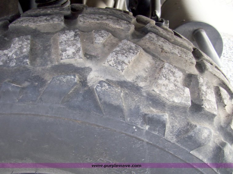 image for item 8064 2009 Kawasaki Mule 610